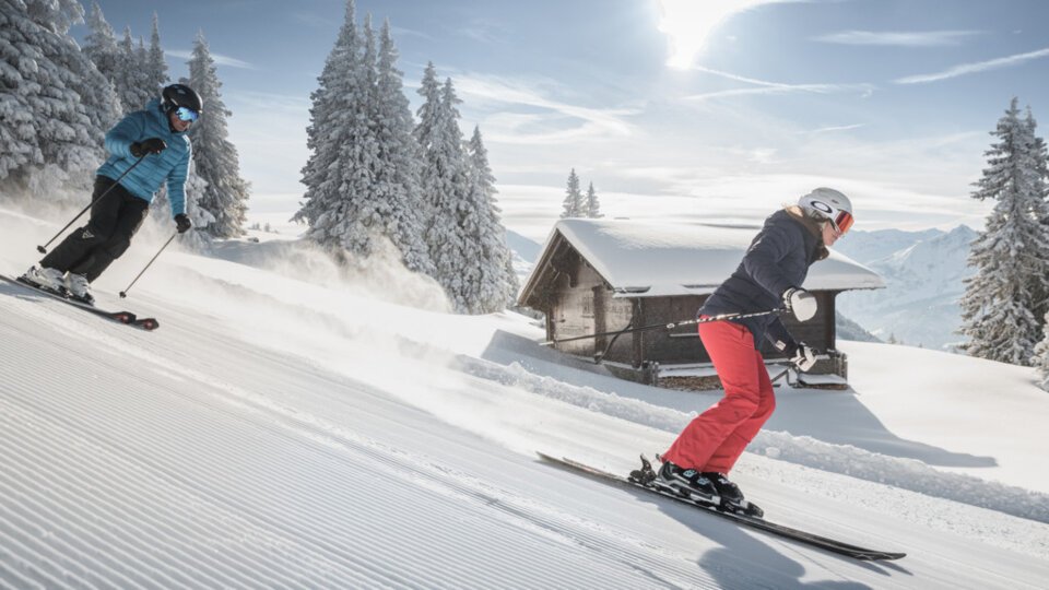 Skiing & ski rental in Gstaad INTERSPORT Rent